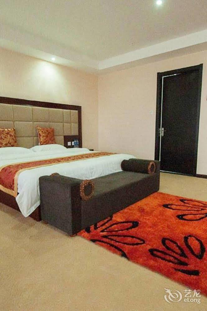 Splendid Oriental Business Hotel Τιαντζίν Εξωτερικό φωτογραφία